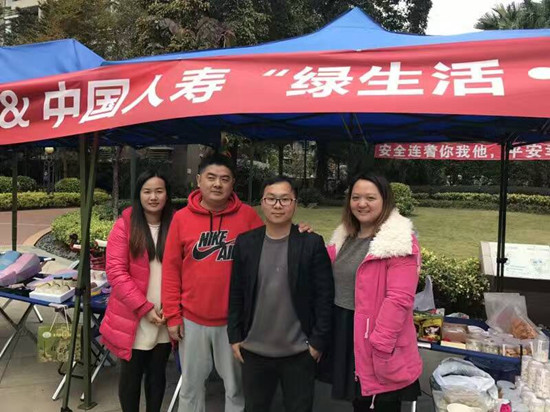 “生态集市”走进福州社区 便捷市民选购健康食材02_副本.jpg